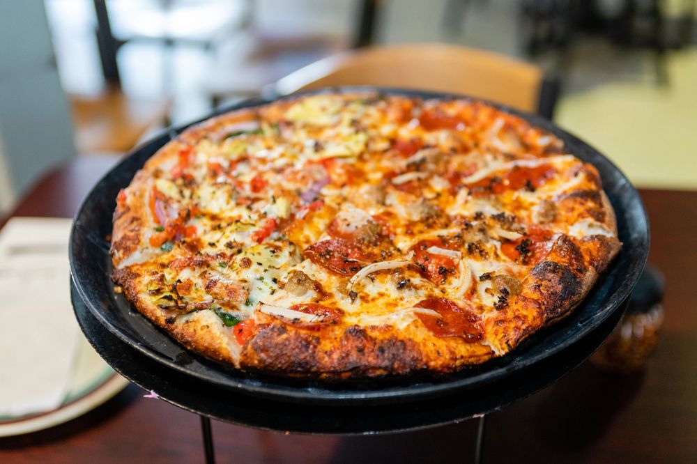 B & J's Pizza - Brew Pub