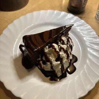 Bauernbräu - Sachertorte - it was dry, would not recommend - Pubs Near Me - Vienna, 9