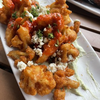 Finneys Crafthouse - Porter Ranch - Buffalo Cauliflower - New American Near Me - Porter Ranch, California Finneys Crafthouse - Porter Ranch - Buffalo Cauliflower - New American Near Me - Porter Ranch, California