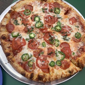 Pazzo's Pizzeria - Azteca pizza (medium) - Italian Near Me - Vail, Colorado