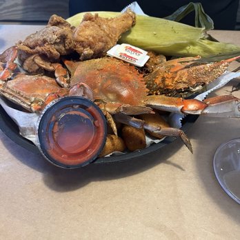 Hooper's Crab House - All you can eat for $55.00 - Seafood Near Me - Ocean City, Maryland