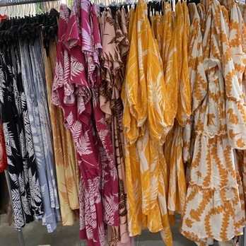 Simply Sisters - Women's Clothing Near Me - Hilo, Hawaii