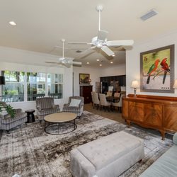 Gulfside Resorts - Beach front cottage!