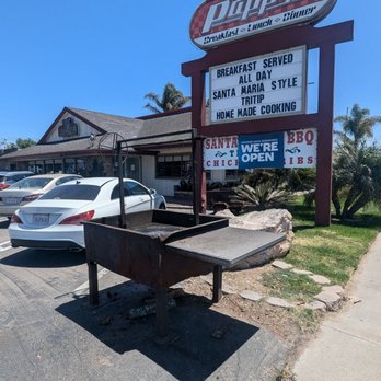 Pappy's Restaurant - Restaurant sign - Mexican Near Me - Santa Maria, California