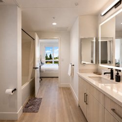 uniroom - 5570 Rosemead Blvd, Temple City, CA 91780