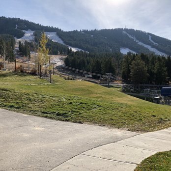 Snow King Resort Hotel and Condos - Ski Resorts Near Me - Jackson, Wyoming