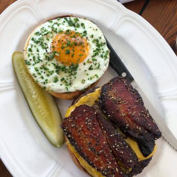 Au Cheval - Bars Near Me - Chicago, Illinois Au Cheval - Bars Near Me - Chicago, Illinois