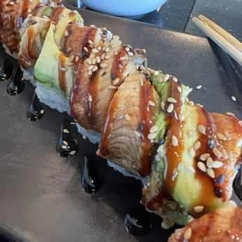 Ming's Cafe - Dragon Roll - Sushi Bars Near Me - Carbondale, Colorado