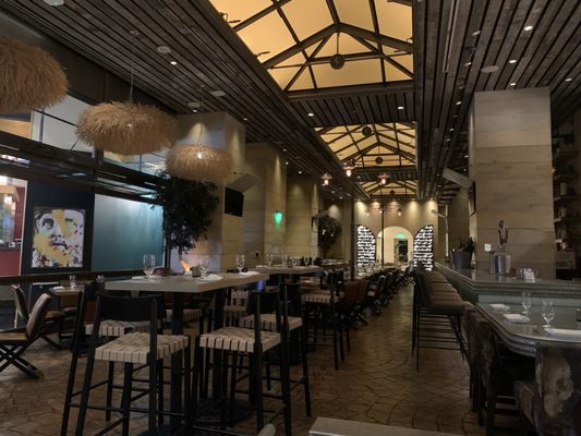 CRUSH American Grill by null