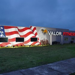 Valor Fitness Outlet - Valor Fitness Outlet - Outside at Night