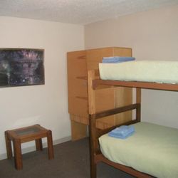 Bent Prop Inn & Hostel of Alaska - Four Person Dorm