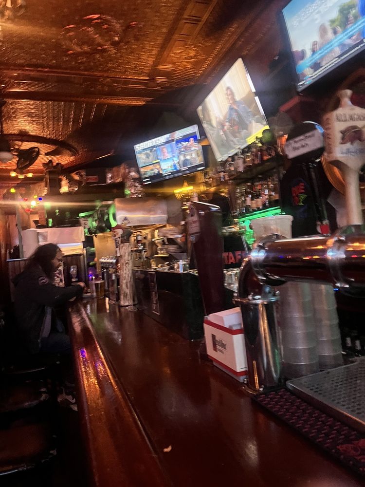 Dive Bar
