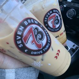 Iced Medium Blondie & Caramel Macchiato Chiller (blended) Iced Medium Blondie & Caramel Macchiato Chiller (blended)