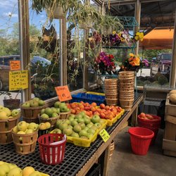 Mile Level Country Market