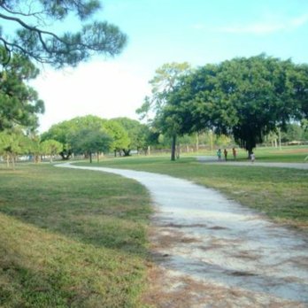 Holiday Park - Dog Parks Near Me - Fort Lauderdale, Florida
