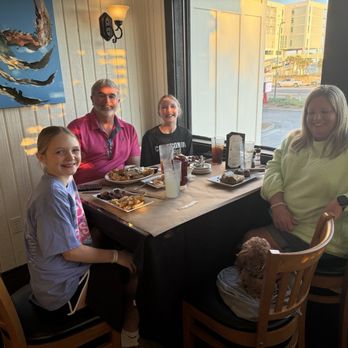 Cotton's Restaurant & Lounge - 3 filets and a seafood platter - Seafood Near Me - Orange Beach, Alabama