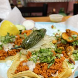El Taco Tri - Street tacos