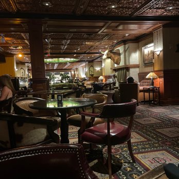 The Driskill Bar - Bar - Lounges Near Me - Austin, Texas