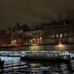 Bateaux Parisiens