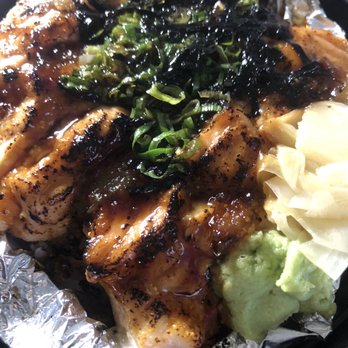 Mama Kim’s - Seared salmon - Poke Near Me - Honolulu, Hawaii Mama Kim’s - Seared salmon - Poke Near Me - Honolulu, Hawaii