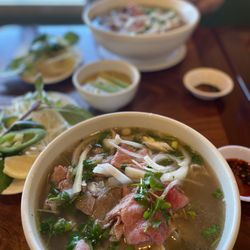 Saigon Cafe - Pho dac biet