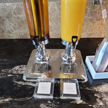 Turkish Airlines - Juices - Airlines Near Me - Dulles, Virginia