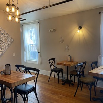 McFarland House Cafe - Seating in the main room - Coffee & Tea Near Me - McFarland, Wisconsin