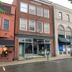 The Beehive General Store