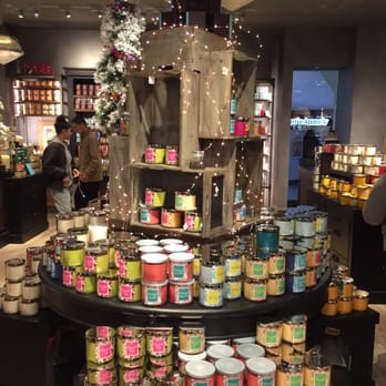 Bath & Body Works - White Barn is connected to the new store - Cosmetics & Beauty Supply Near Me - Valley Stream, New York Bath & Body Works - White Barn is connected to the new store - Cosmetics & Beauty Supply Near Me - Valley Stream, New York