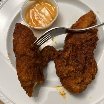 Dave's Hot Chicken - Chicken tenders - Chicken Shop Near Me - Naperville, Illinois