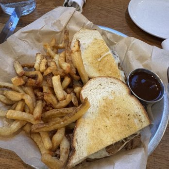 Pierce Tavern - BRISKET GRILLED CHEESE - Burgers Near Me - Downers Grove, Illinois Pierce Tavern - BRISKET GRILLED CHEESE - Burgers Near Me - Downers Grove, Illinois