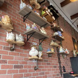 You can't help but smile at the creative tea pot wall! You can't help but smile at the creative tea pot wall!