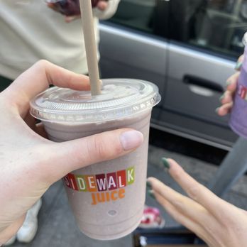 Sidewalk Juice - Acai banana smoothie - Juice Bars & Smoothies Near Me - San Francisco, California Sidewalk Juice - Acai banana smoothie - Juice Bars & Smoothies Near Me - San Francisco, California