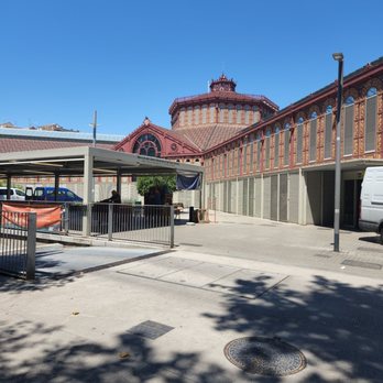 Mercat de Sant Antoni - Farmers Market Near Me - Barcelona, B Mercat de Sant Antoni - Farmers Market Near Me - Barcelona, B