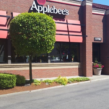 Applebee's Grill + Bar - South Center Mall Tukwila WA - American Near Me - Tukwila, Washington
