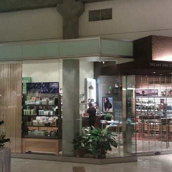 Aveda Store - Storefront view across from Teavana and next to Puma - Cosmetics & Beauty Supply Near Me - Bellevue, Washington