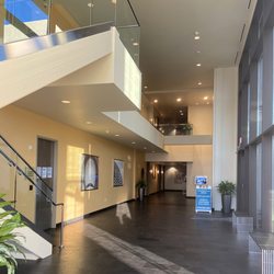 University Foot and Ankle Institute - Building Lobby