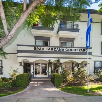 Tarzana Courtyard - Apartments Near Me - Tarzana, California