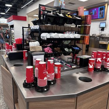 Wawa - Coffee accoutrements - Gas Stations Near Me - Liberty Township, Ohio