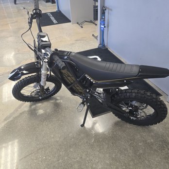 City Grounds - Super helpful ebox 2.0 - Bikes Near Me - Irvine, California City Grounds - Super helpful ebox 2.0 - Bikes Near Me - Irvine, California