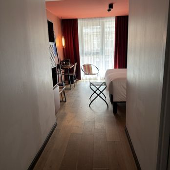 Boma - Prestige queen room - Hotels Near Me - Strasbourg, 67 Boma - Prestige queen room - Hotels Near Me - Strasbourg, 67