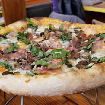 The StopAlong - Pretty in pink - Pizza Near Me - Chicago, Illinois The StopAlong - Pretty in pink - Pizza Near Me - Chicago, Illinois