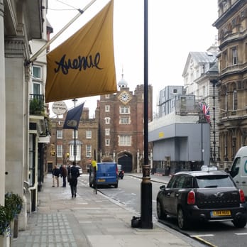 Avenue - Big banner in case you miss it. - Wine Bars Near Me - London, XGL