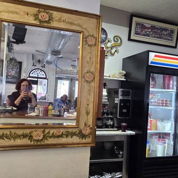 Piner Cafe - Inside - American Near Me - Santa Rosa, California Piner Cafe - Inside - American Near Me - Santa Rosa, California