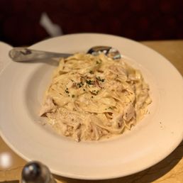 Fettuccini Alfredo with chicken Fettuccini Alfredo with chicken