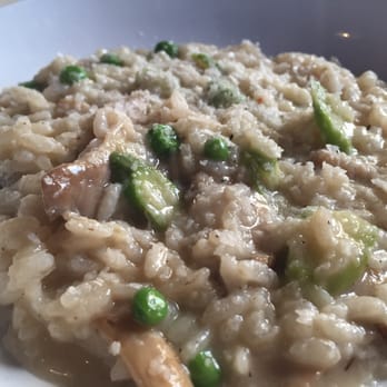 Fete - Pea, asparagus and oyster mushroom risotto - New American Near Me - Honolulu, Hawaii Fete - Pea, asparagus and oyster mushroom risotto - New American Near Me - Honolulu, Hawaii