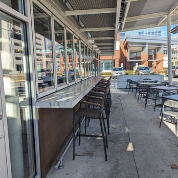 First Watch - Outdoor seating - Breakfast & Brunch Near Me - Chesapeake, Virginia First Watch - Outdoor seating - Breakfast & Brunch Near Me - Chesapeake, Virginia