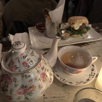 Tanner Smiths - Sangria in a teapot pot - Cocktail Bars Near Me - New York, New York