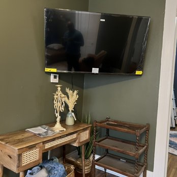 Roctorra - TV mount installed just how they wanted with our quick and quality tv installations - TV Mounting Near Me - Houston, Texas