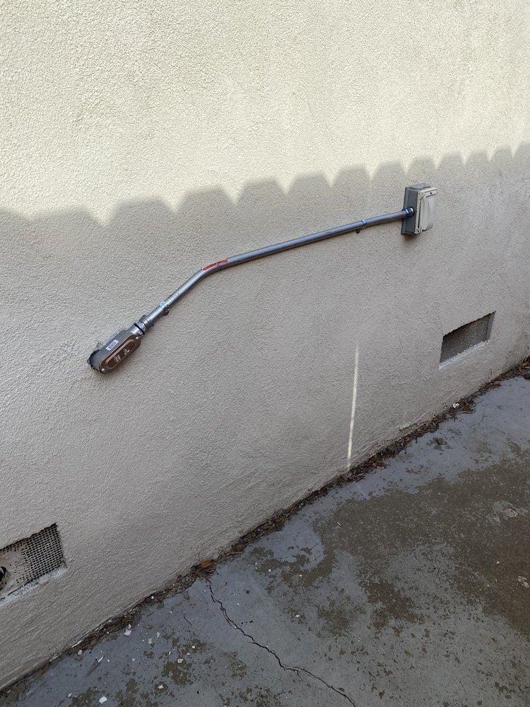 Slide of Structure electric